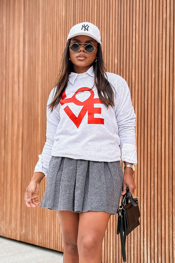 Moletom Gola Careca Love DTF - Mescla Branco