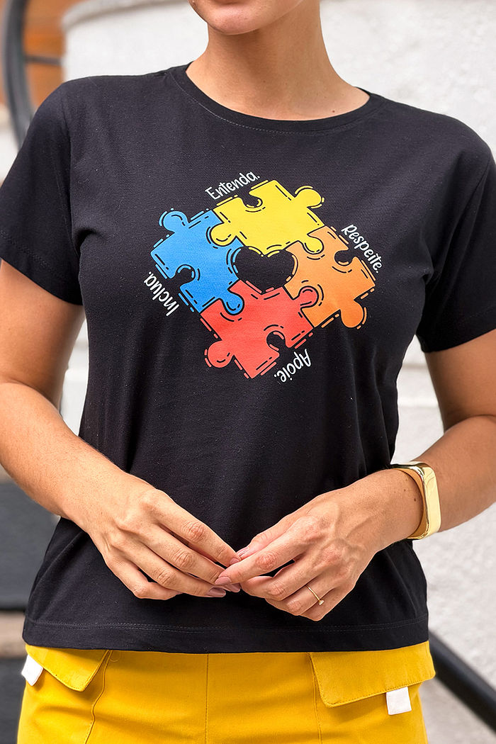T-Shirt Entenda, Respeite, inclua e Apoie - Autismo DTF - Preto