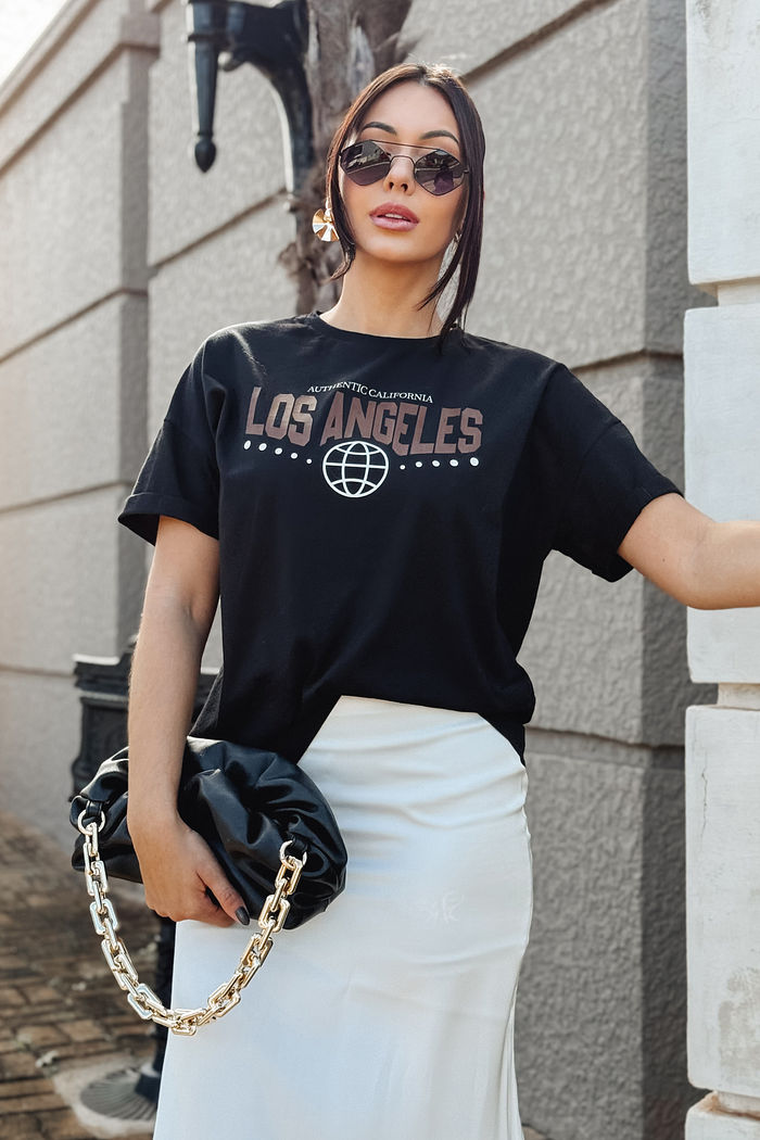 Oversized Feminina Authentic Los Angeles DTF - Preto