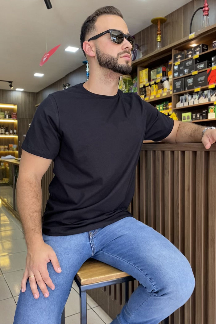 Max Tee Unissex Básica Preto