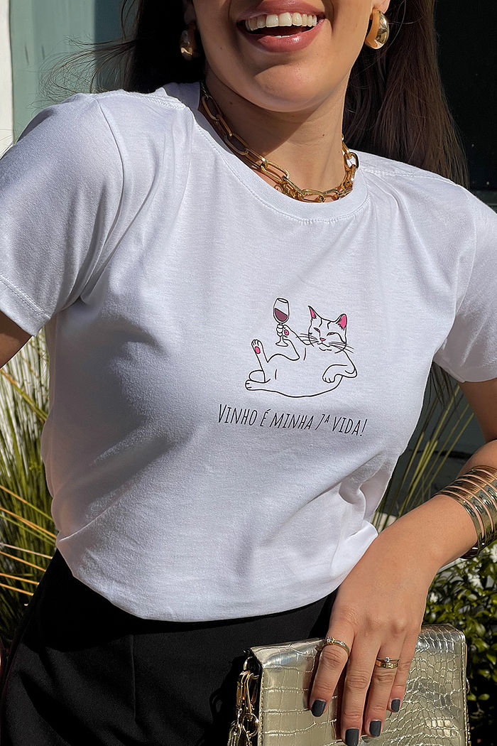 T-Shirt Vinho é a minha 7° vida gato - Neve