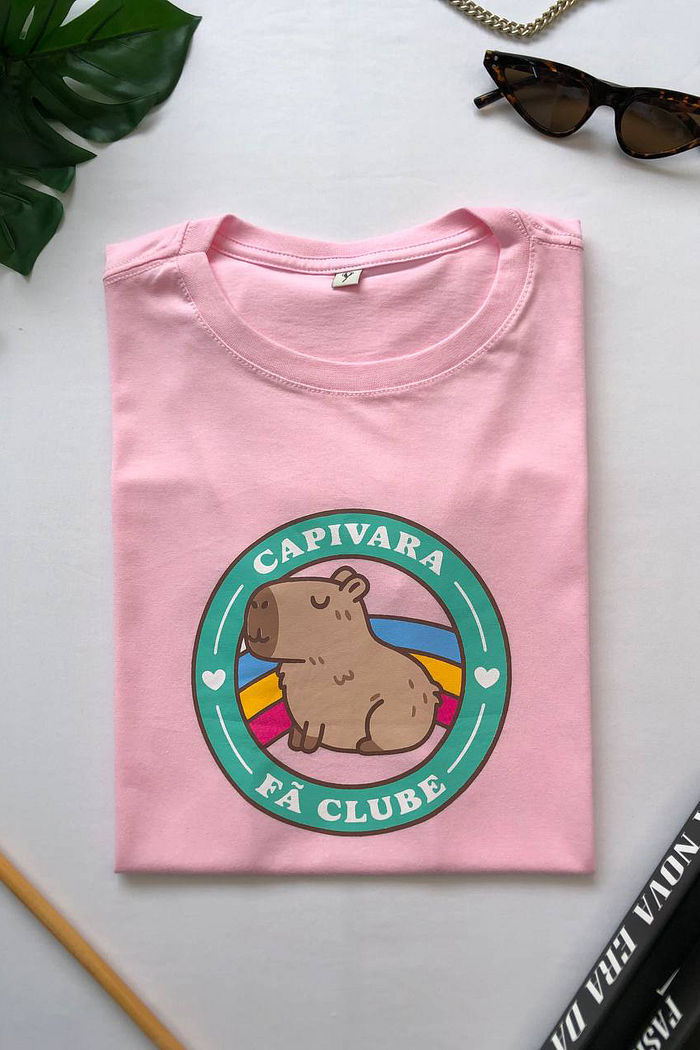 T-Shirt Capivara Fã Clube - Rosa Bebê