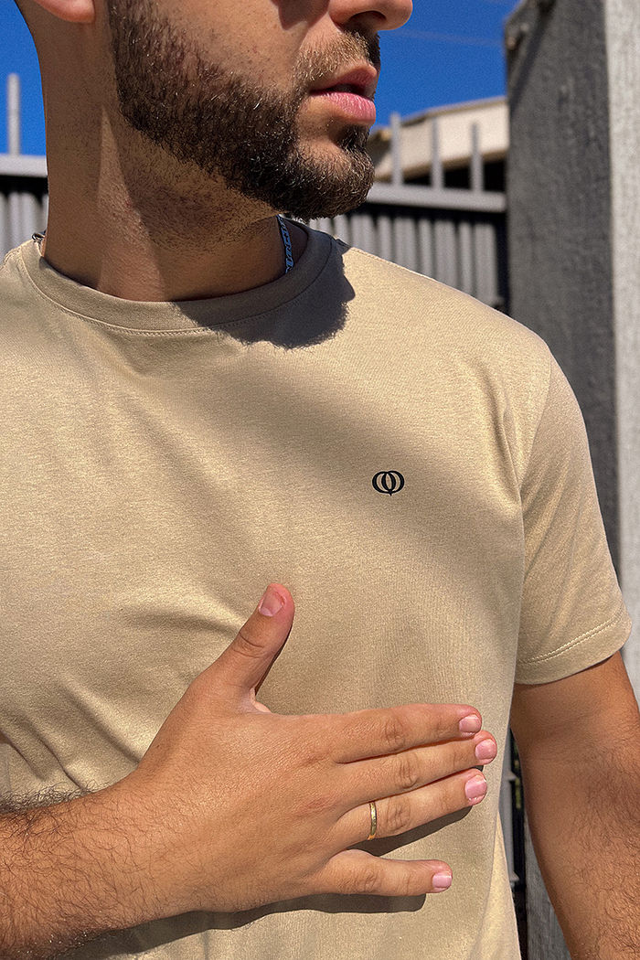 Max Tee Logo algodão no peito - Caqui