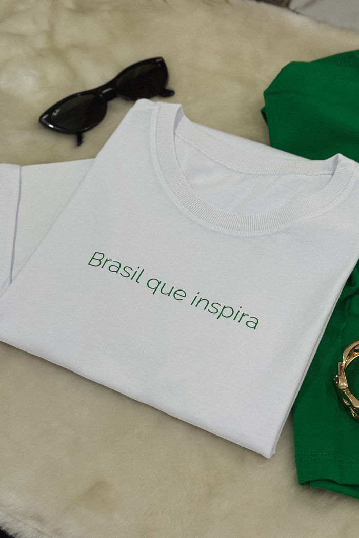 Tshirt Premium - Brasil que Inspira - Branca