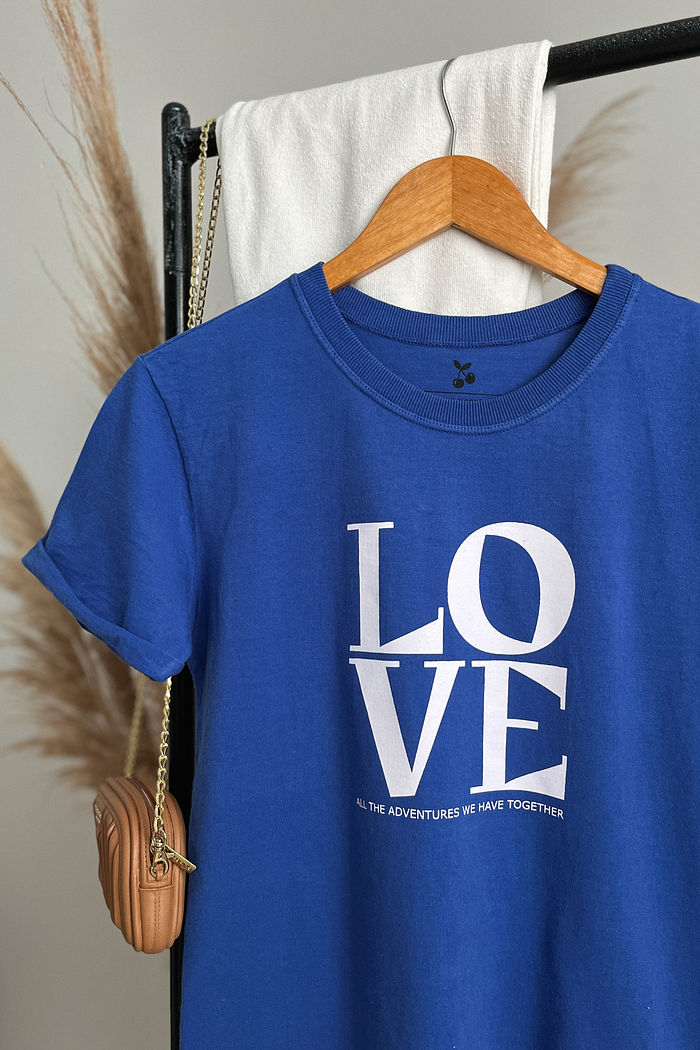 Tshirt Premium - Love - Azul Bic