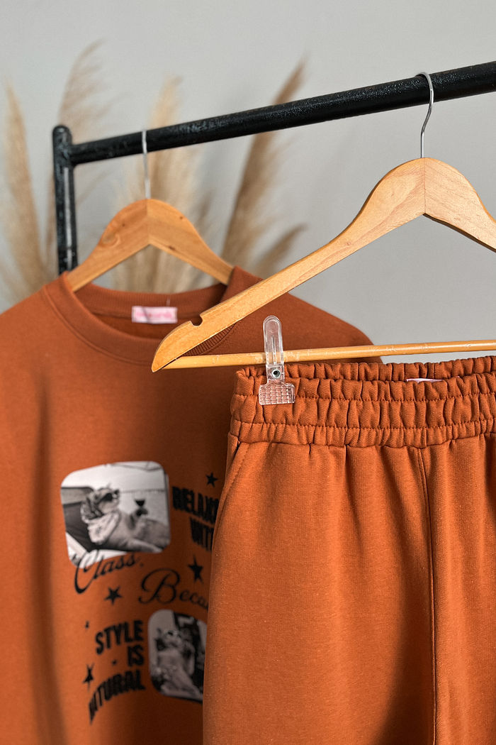 Conjunto de Moletom Sofy com Estampa - Ferrugem