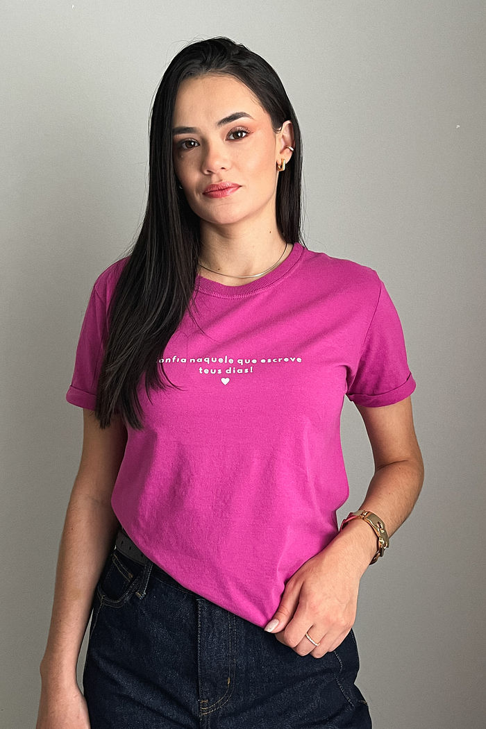 Tshirt Premium - Confia Naquele - Uva