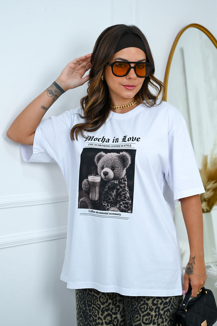 Tshirt Oversized - Teddy Mocha DTF - Branca