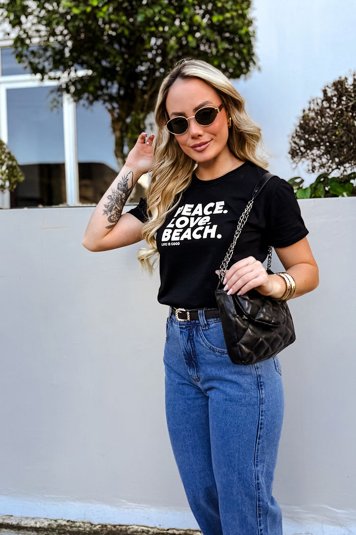 Tshirt Premium - Peace, Love, Beach - Preto