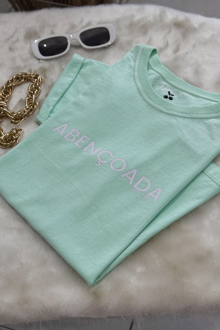 Tshirt Premium - Abençoada - Verde Bebê