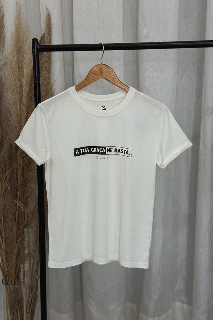 Tshirt Premium - Tua graça me basta - Off White