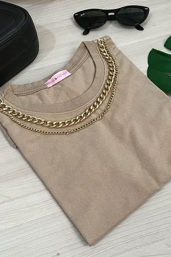 Tshirt Basic - Detalhe de corrente - Bege Escuro