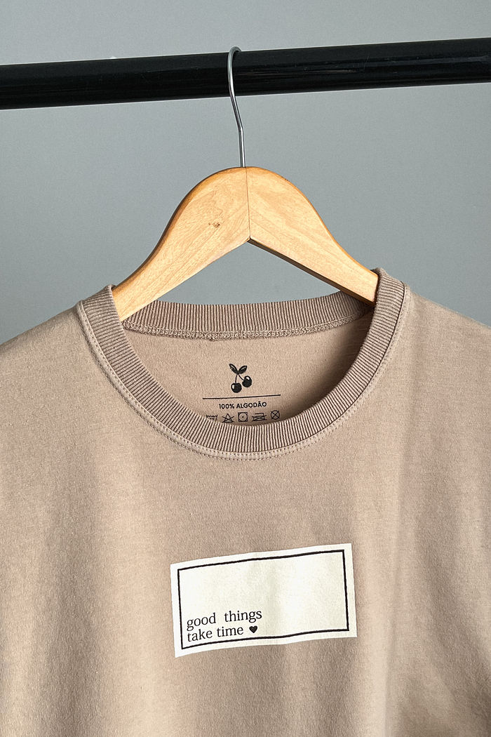 Cropped Oversized - Good Things - Bege