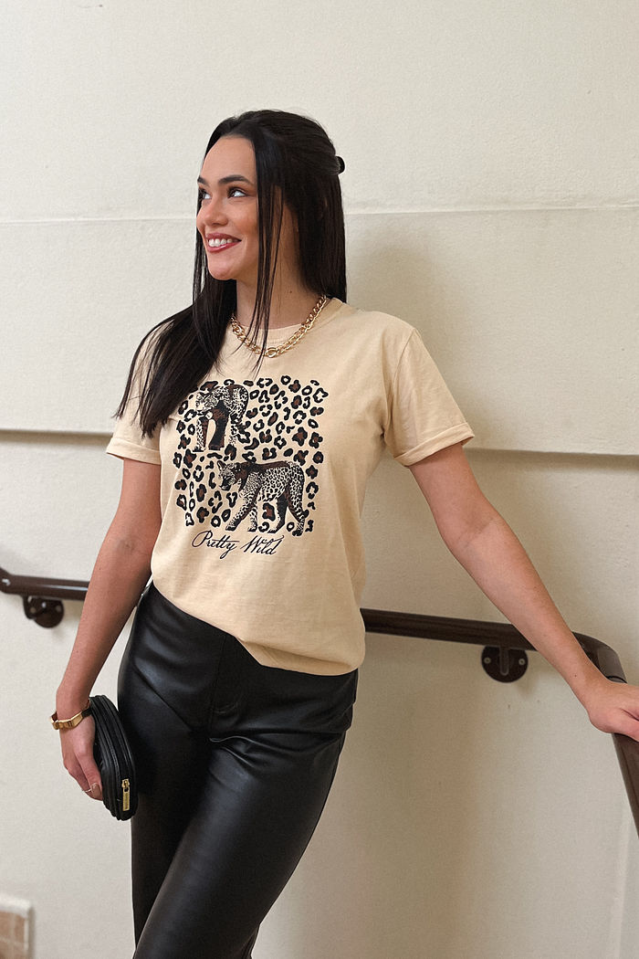 Tshirt Premium - Onça - Bege