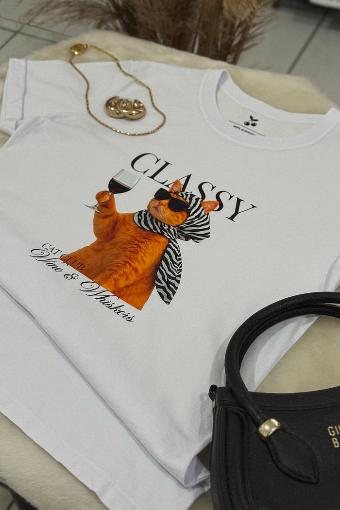 Tshirt Premium - Classy, Cat Club DTF -  Off White