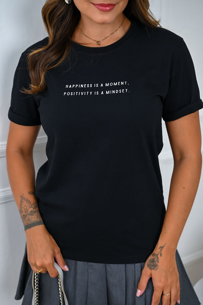 Tshirt Premium - Happiness is a moment - Preta