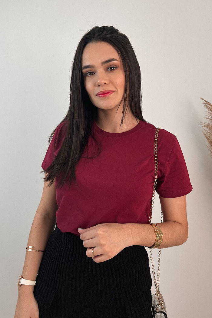 Tshirt Basic Lisa - Vermelho Cereja