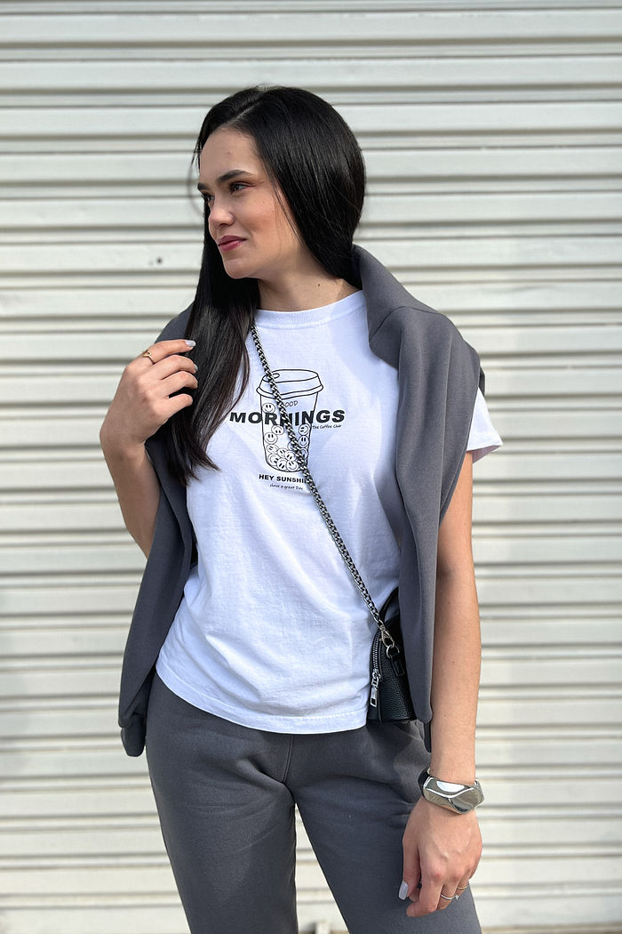 Tshirt Premium - Coffee Smile - Branca