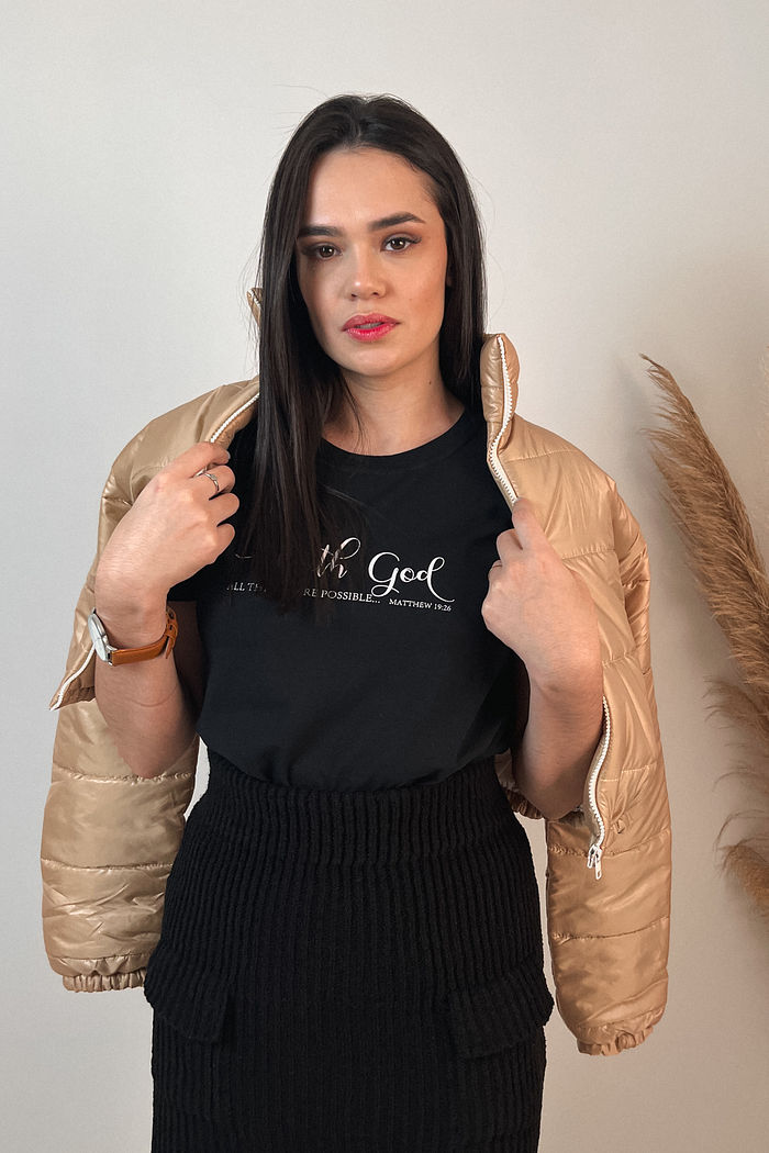 Tshirt Premium - With God - Preto