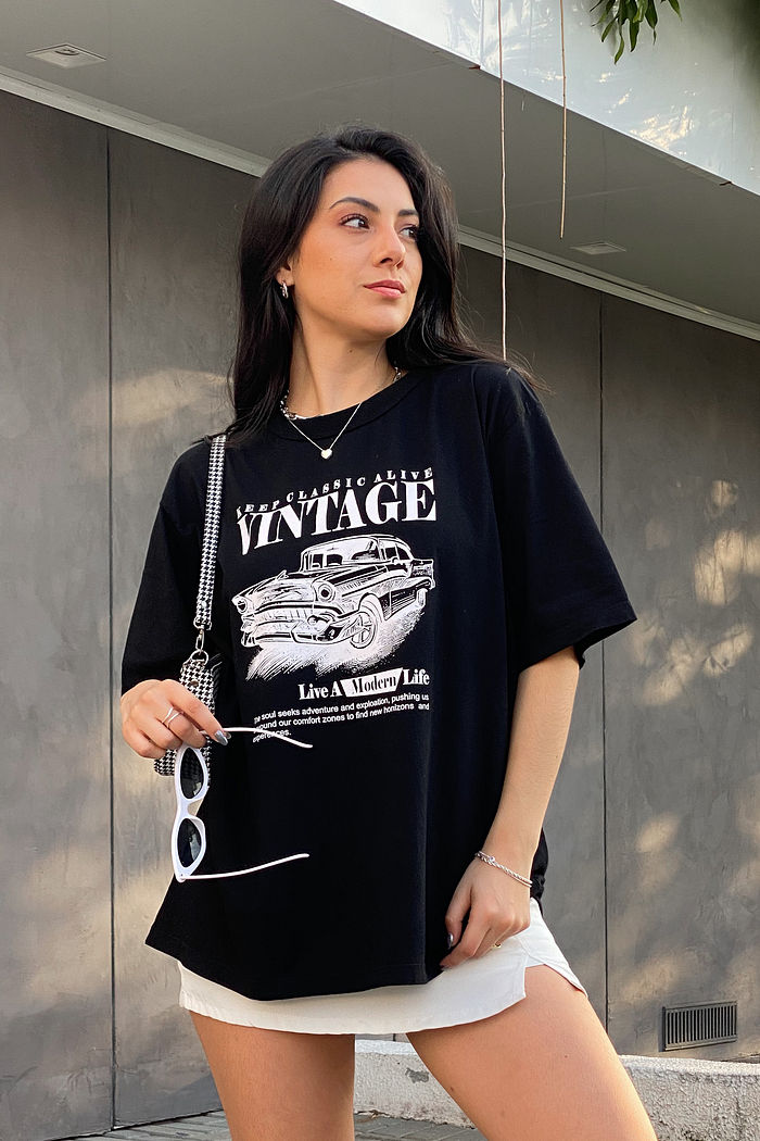 T-shirt Oversized - Vintage - Preta