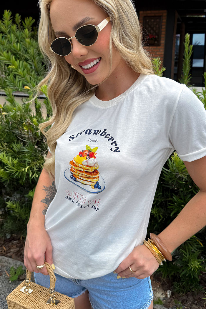 Tshirt Premium - Strawberry - Off White