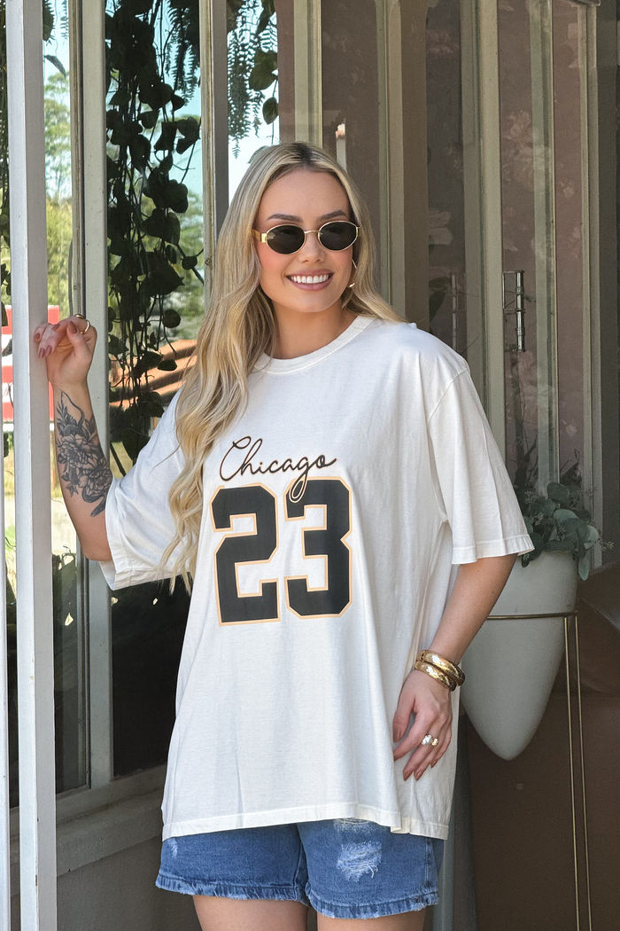 T-shirt Oversized - Chicago 23 DTF - Off White