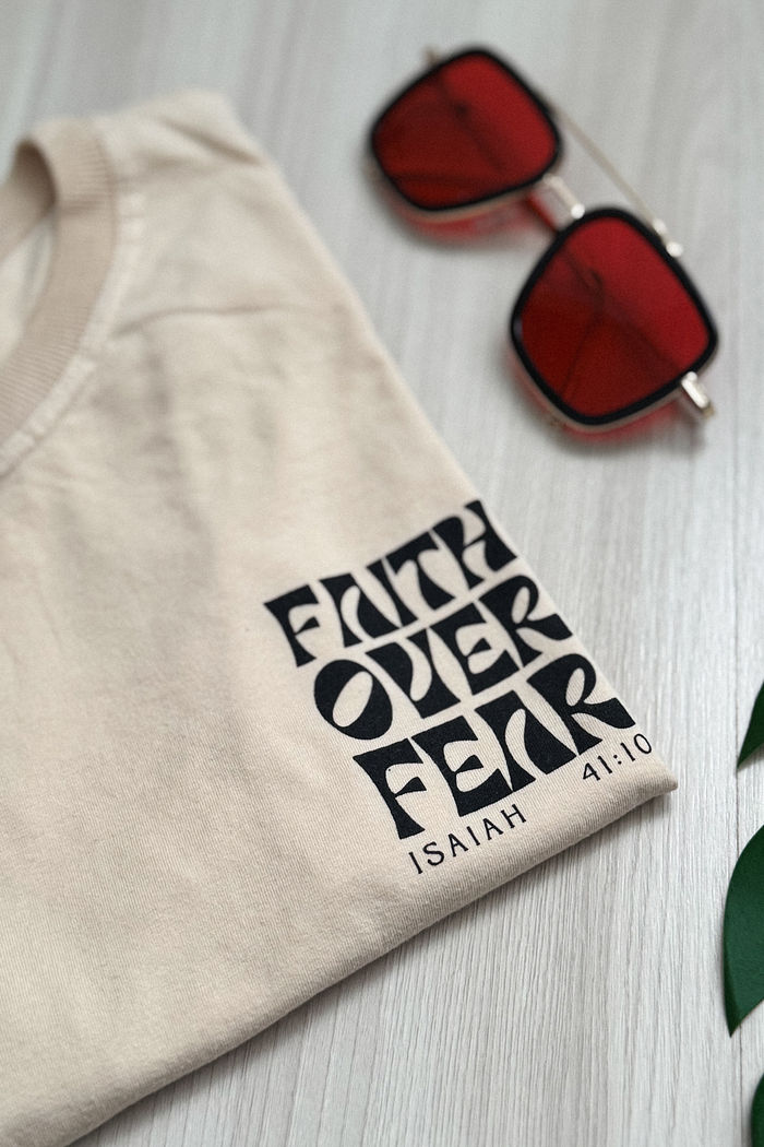 Tshirt Premium - Isaiah 41:10 - Areia