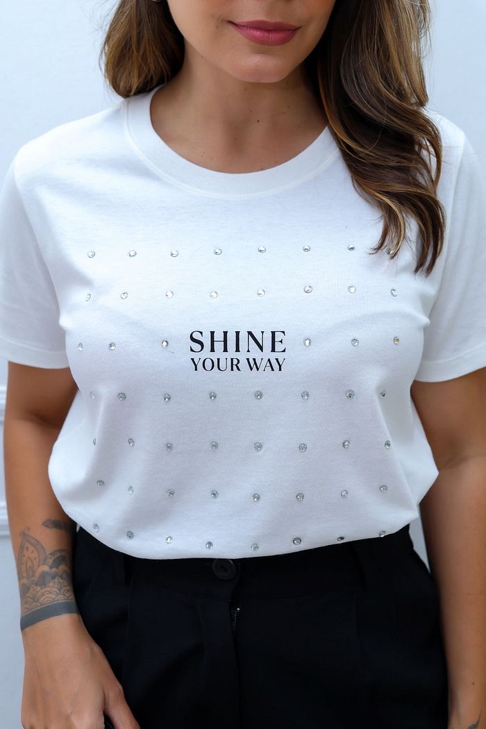 T-SHIRT SHINE COM STRASS TEE LINDA