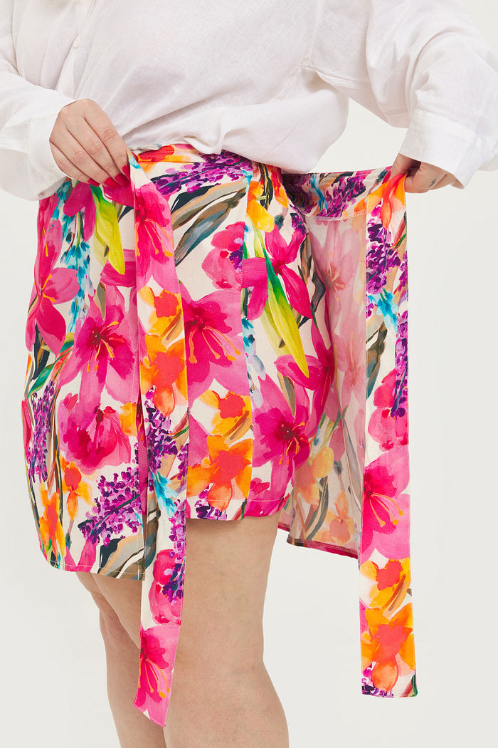 Short Saia Leona Floral
