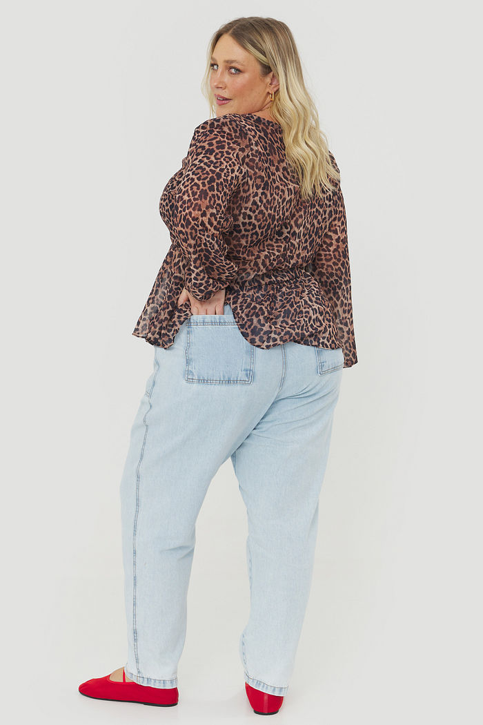 Calça Mom Zara Jeans Claro