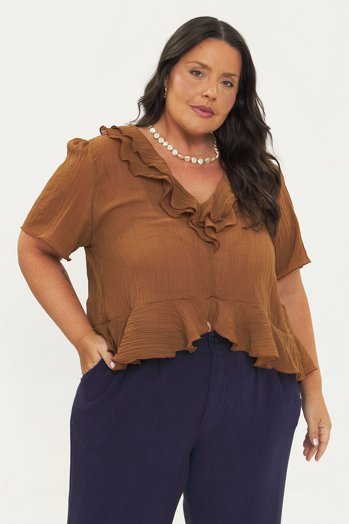 Blusa Com Babados Sofia Camel