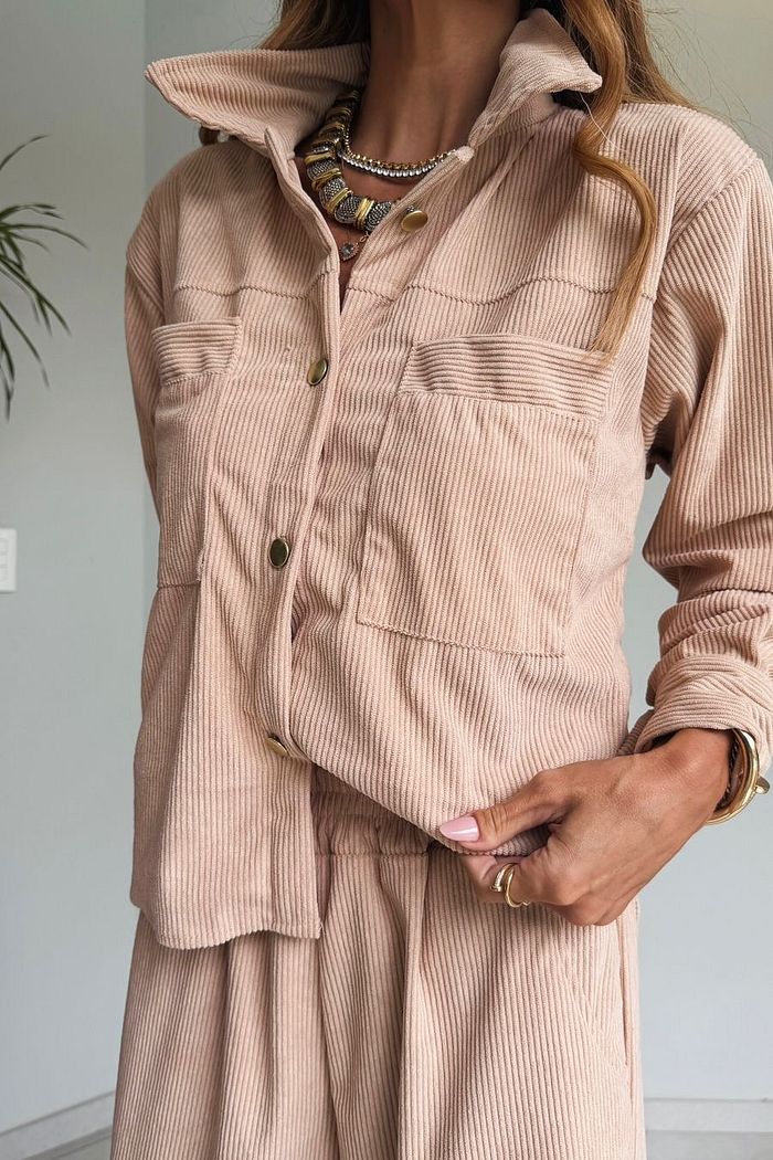 Conjunto em Cotelê Velluto na Cor Nude