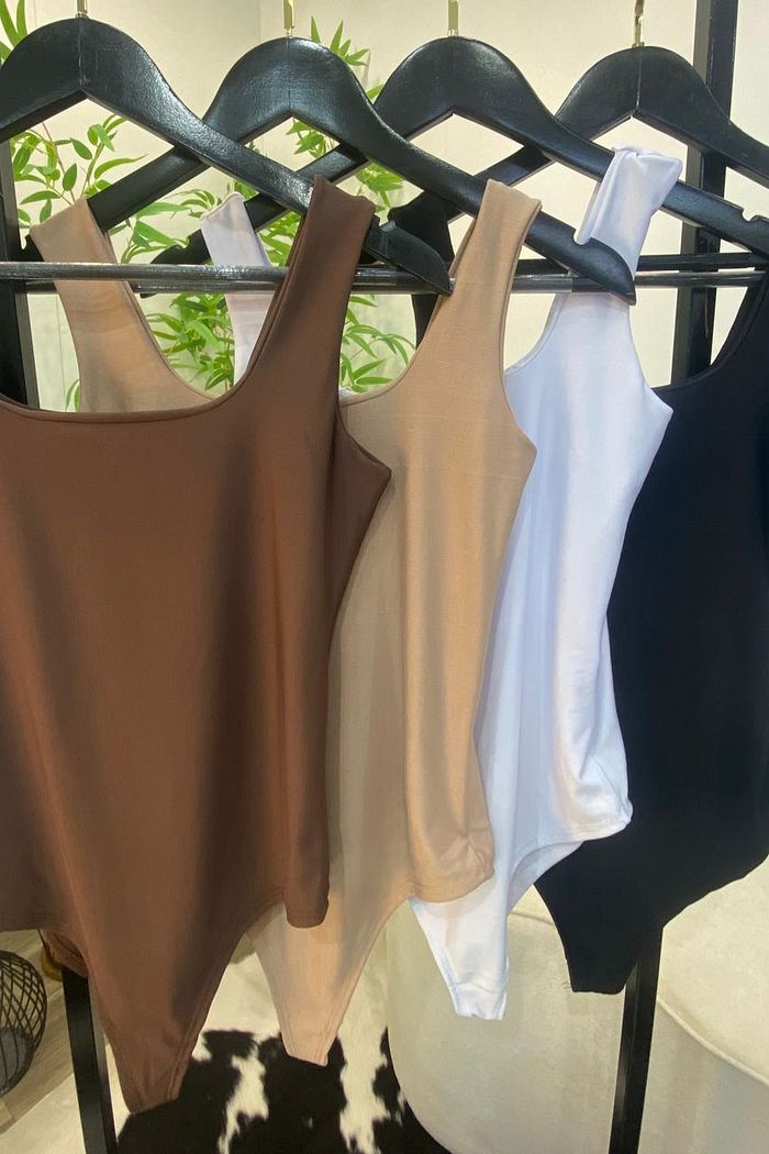 Body Suplex Decote Reto