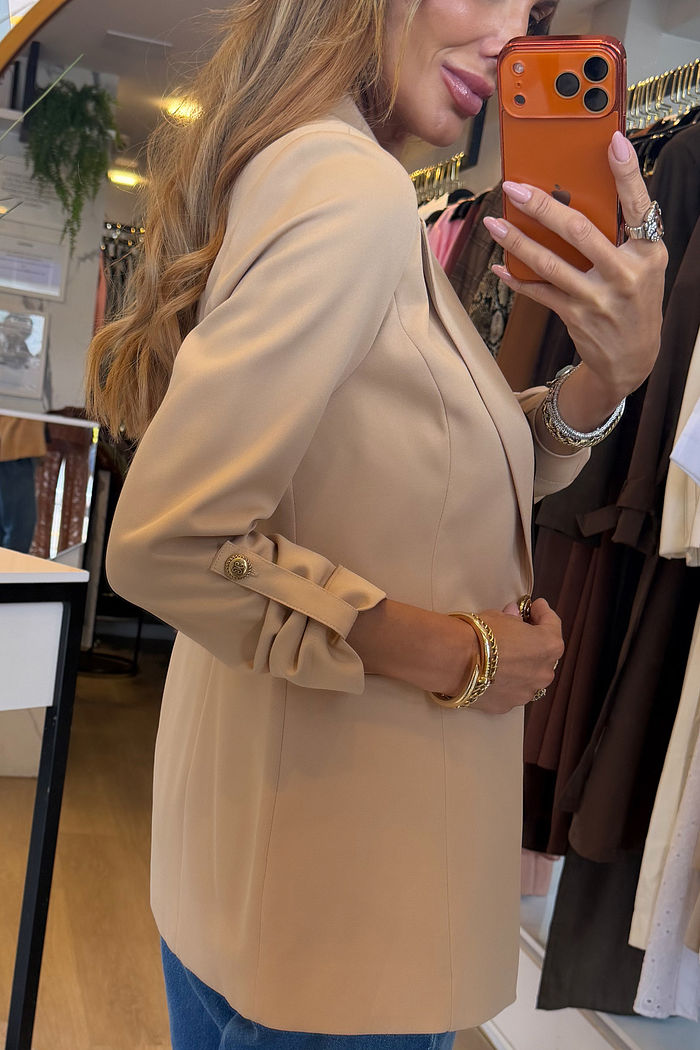 Blazer Longo Drama Signature Alfaiataria Premium com Martingale 1 botão cor Nude