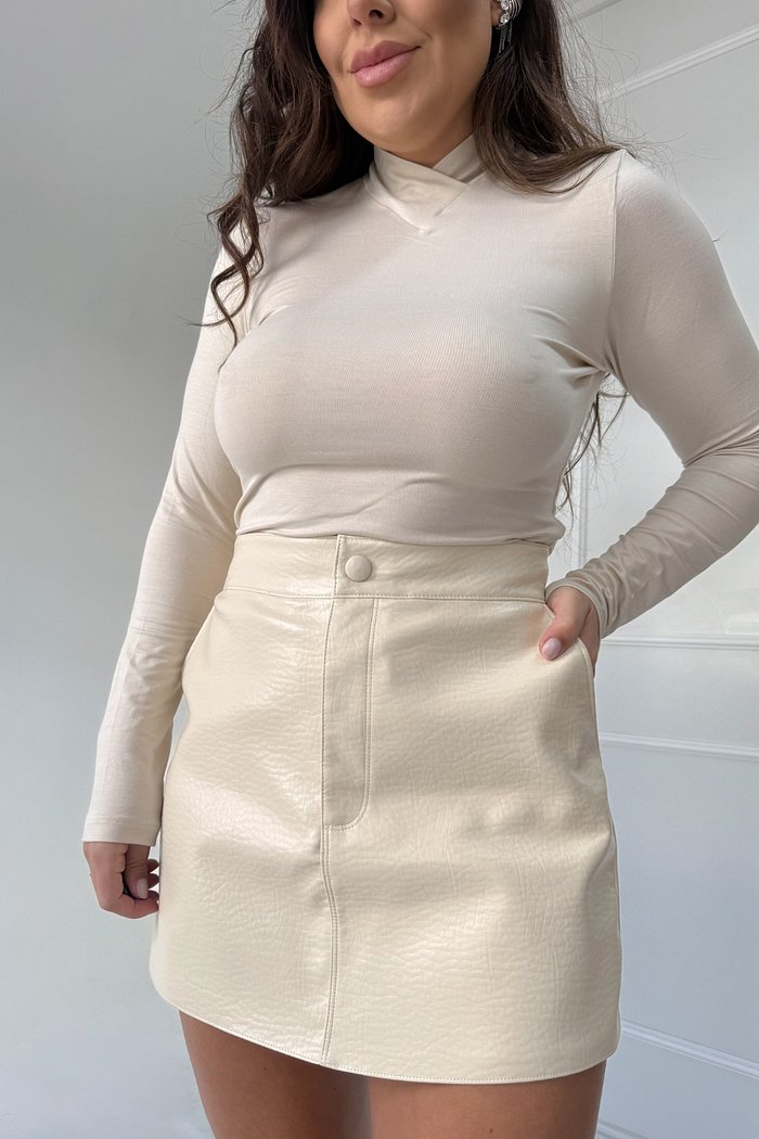 SHORT SAIA CINTURA ALTA RENATA MYFT