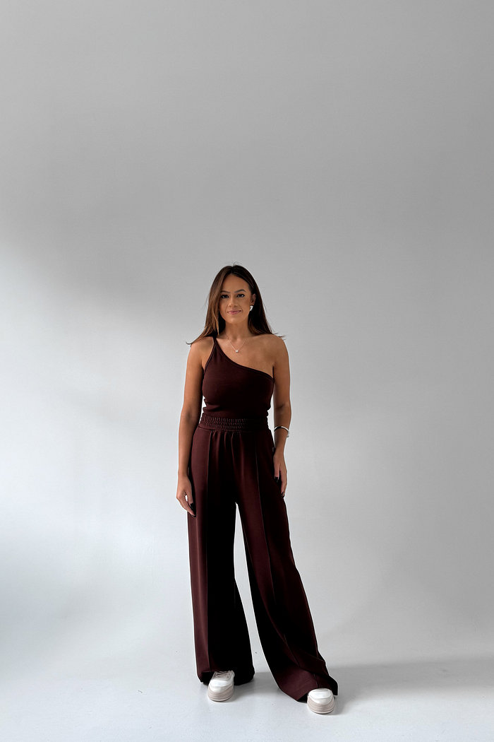 CALÇA RETA COM FRISO IVY NIAH