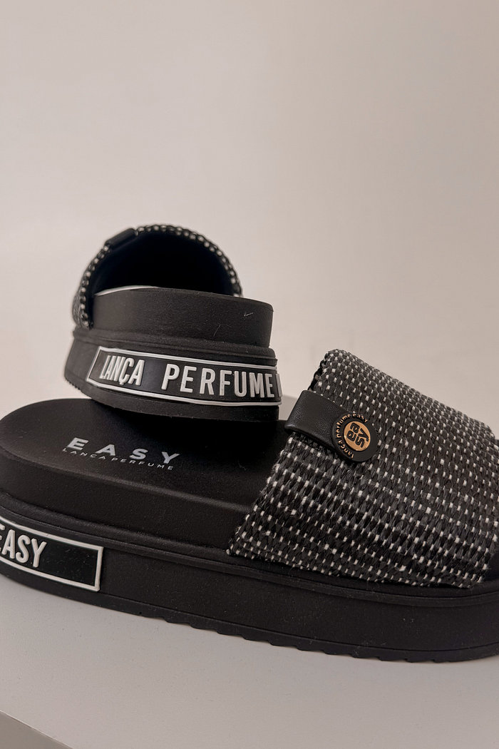 SLIDE RAFAELA LANÇA PERFUME