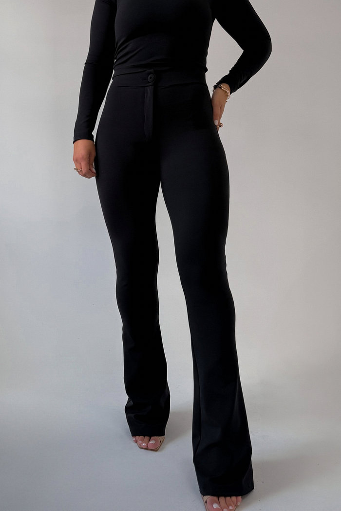 CALÇA MODELADORA FLARE LUNA