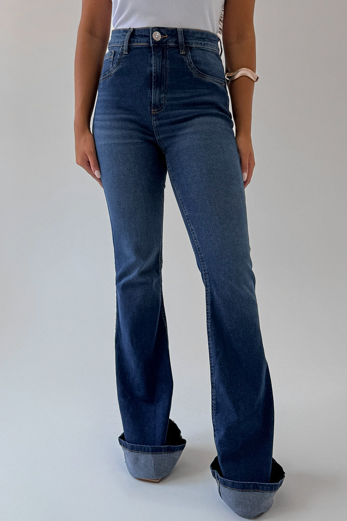 CALCA JEANS FLARE RAFA MYFT