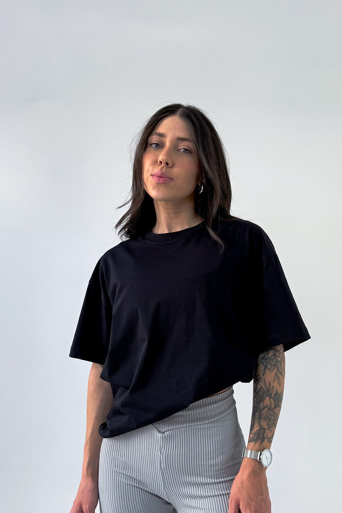 CAMISETA FIO EGÍPCIO OVERSIZED GOLA REDONDA YARA NIAH