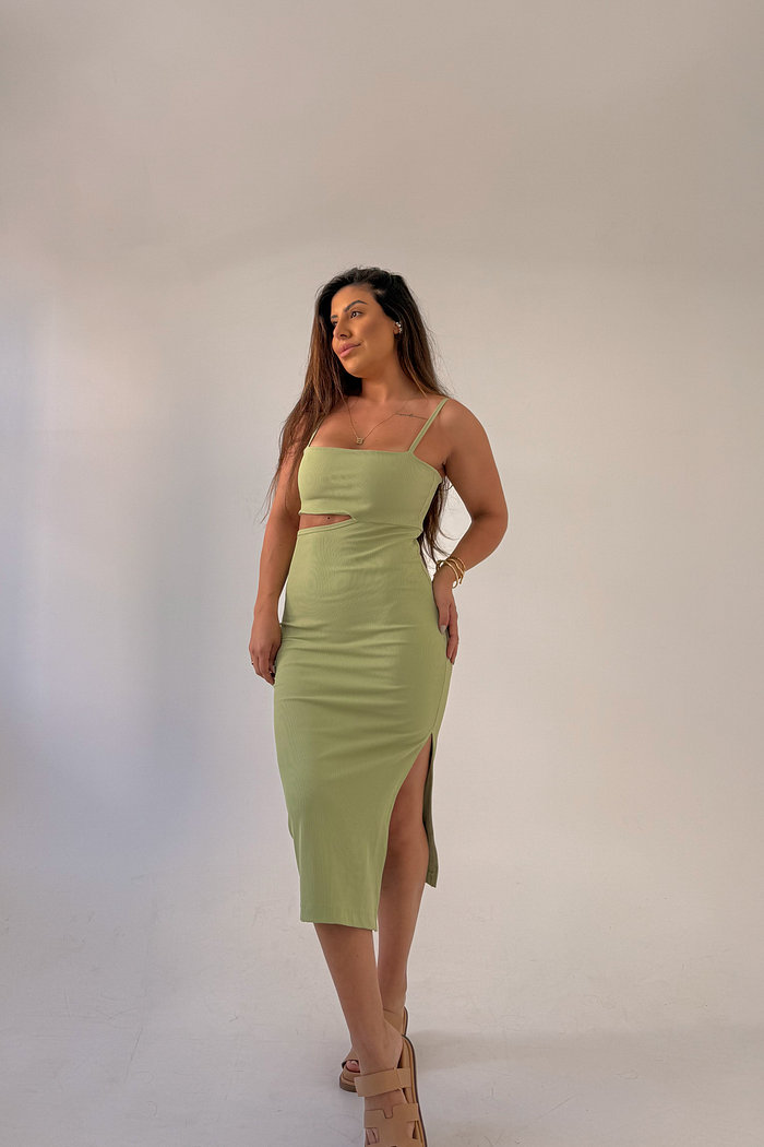 VESTIDO MIDI SLIM FIT DESSA NIAH