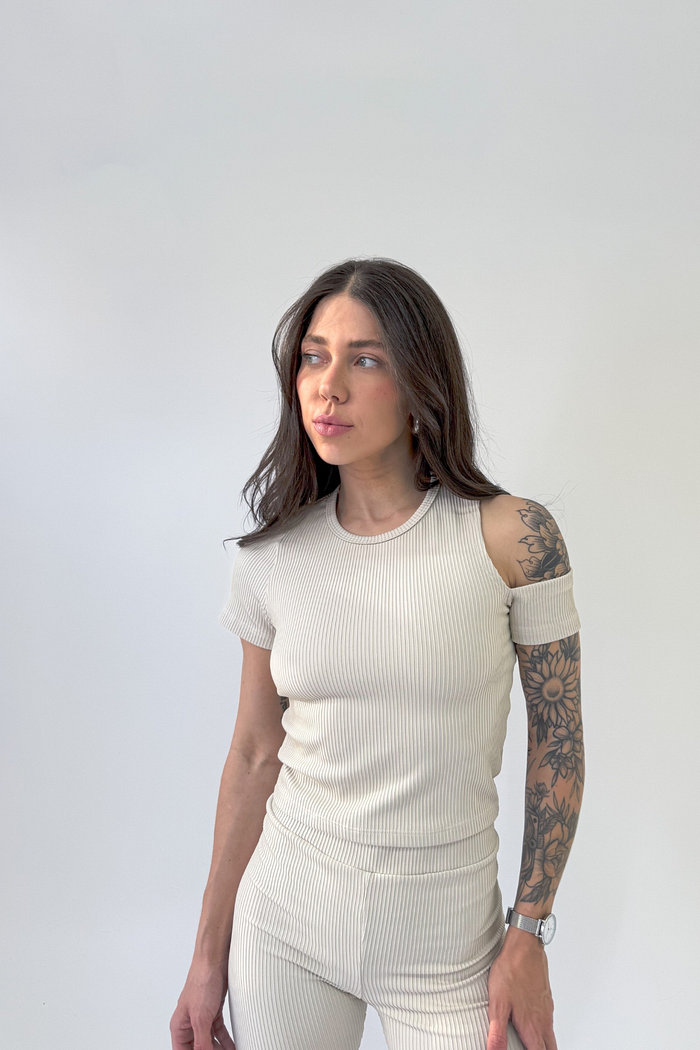 BLUSA COM RECORTE LANA NIAH