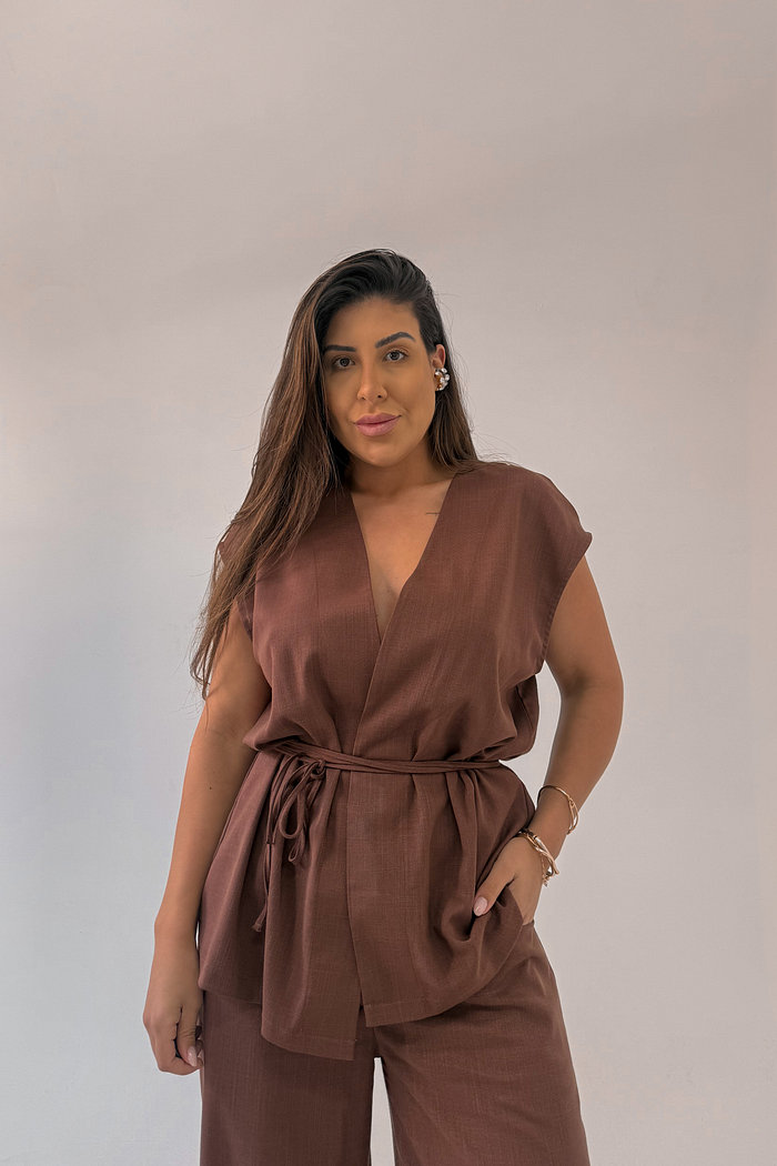 COLETE EM ALFAIATARIA COM AMARRAÇÃO PIETRA