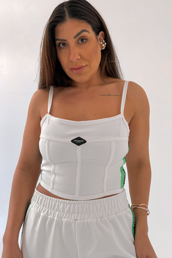 TOP MAVIE LANÇA PERFUME