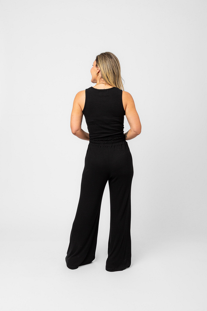 CONJUNTO CALÇA E REGATA NOUNOU PRETO