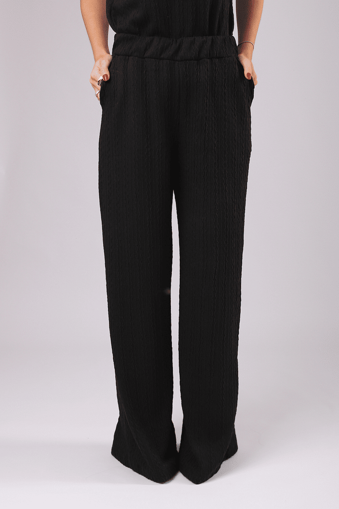 CONJUNTO  GOLA ALTA TRAMA PRETO