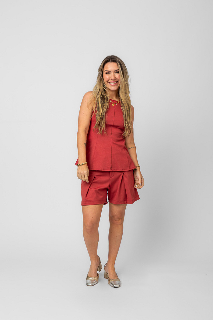 SHORTS PIETRA VERMELHO BESO