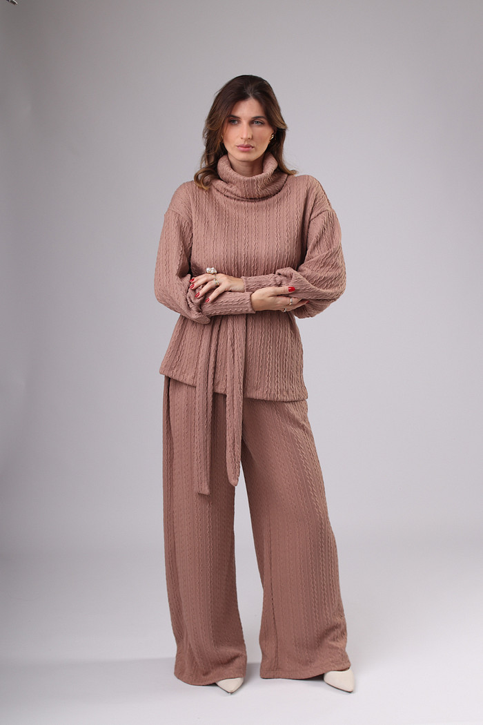 CONJUNTO  GOLA ALTA TRAMA NUDE