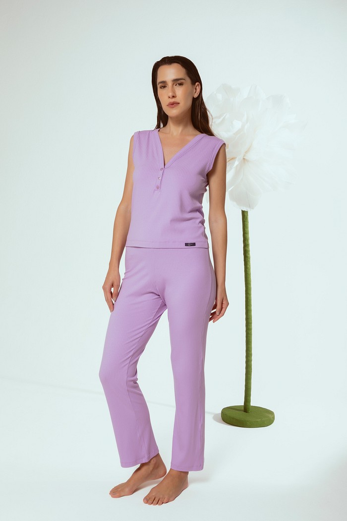 Pijama regata japonesa de botões e calça de viscose com elastano