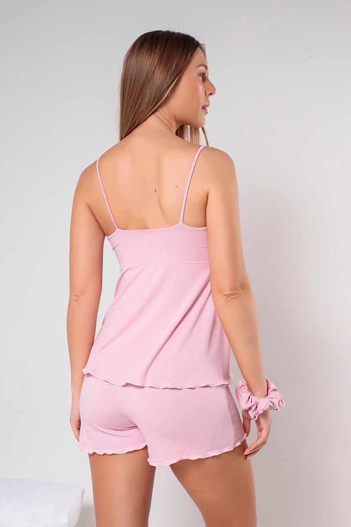 Pijama blusa de alcinha fluida e short canelado de viscose com elastano